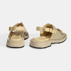 Kadın Bej Süet Tokalı Sandalet