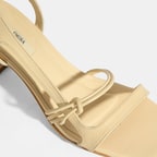 Kadın Bej Topuklu Deri Sandalet