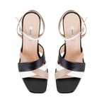 Kadın Bej Topuklu Deri Sandalet