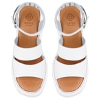 Kadın Beyaz Dolgu Tabanlı Deri Sandalet