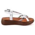 Kadın Beyaz Dolgu Tabanlı Deri Sandalet