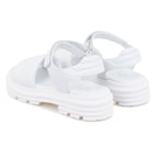 Kadın Beyaz Dolgu Tabanlı Deri Sandalet