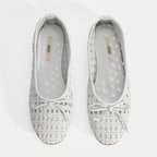 Kadın Beyaz Fiyonk Detaylı Örgü Babet