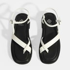 Kadın Beyaz Parmak Arası Deri Sandalet