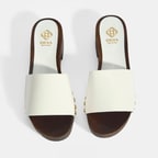 Kadın Beyaz Zımba Detaylı Topuklu Terlik