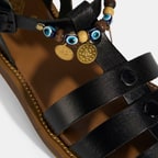 Kadın Siyah Aksesuar Detaylı Ayarlanabilir Tokalı Deri Sandalet