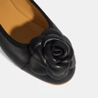 Kadın Siyah Aksesuar Detaylı Deri Babet 