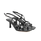 Kadın Siyah Ayarlanabilir Tokalı Deri Sandalet