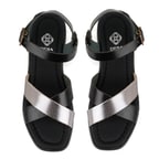 Kadın Siyah Ayarlanabilir Tokalı Deri Sandalet