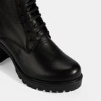 Kadın Siyah Bağcıklı Kalın Topuklu Deri Bot