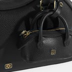 Kadın Siyah Deri Çanta Aksesuarlı Büyük Omuz Çantası