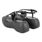 Kadın Siyah Dolgu Tabanlı Sandalet