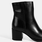 Kadın Siyah Kalın Topuklu Deri Bot