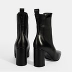 Kadın Siyah Lastikli Topuklu Deri Bot