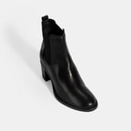 Kadın Siyah Lastikli Topuklu Deri Bot