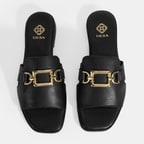 Kadın Siyah Metal Toka Aksesuarlı Deri Terlik