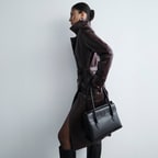 Kadın Siyah Monogram Baskılı Deri Omuz Çantası