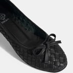 Kadın Siyah Örgü Detaylı Fiyonklu Deri Babet