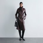 Kadın Siyah Sivri Burunlu İnce Topuklu Deri Çizme