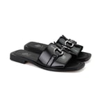 Kadın Siyah Toka Aksesuarlı Deri Terlik