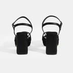 Kadın Siyah Toka Detaylı Topuklu Sandalet