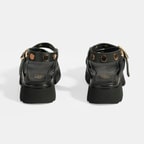 Kadın Siyah Zımba Detaylı Deri Sandalet