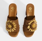 Kadın Taba Çiçek Aksesuarlı Süet Topuklu Terlik