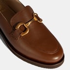 Kadın Taba Metal Toka Aksesuarlı Deri Loafer