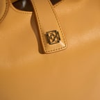 Kadın Turuncu Deri Omuz Çantası