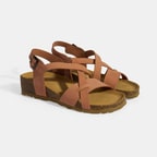 Pembe Kadın Toka Detaylı Süet Sandalet