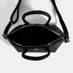 SHO-0107 AW25 KADIN OMUZ ÇANTASI