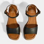 Siyah Kadın Toka Detaylı Deri Sandalet