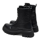 Valinda Siyah Kadın Bot