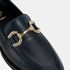 XXX Kadın Lacivert Metal Toka Aksesuarlı Deri Loafer