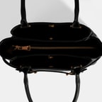 YNK-0004 AW25 KADIN EL ÇANTASI