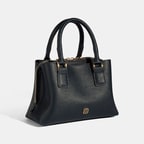 YNK-0005 AW25 KADIN OMUZ ÇANTASI