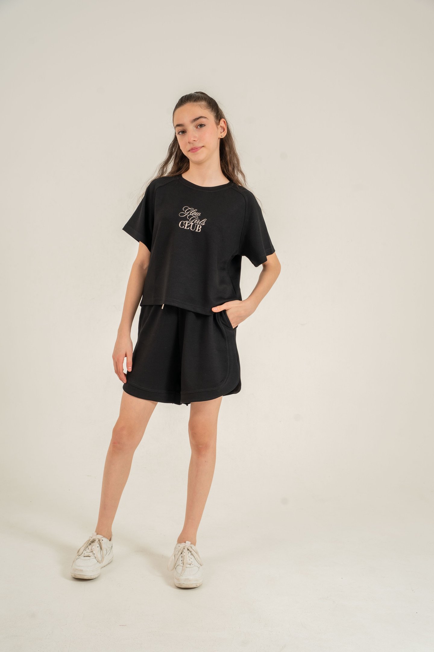 Glow Girls Club Nakışlı Yumaşak Dokulu-Comfort Kumaş Kız Çocuk Alt Üst Eşofman Takımı
