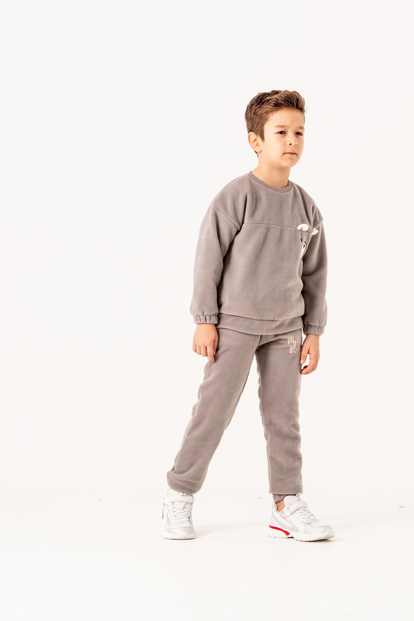 Aplikeli Ve Nakışlı Polar Erkek Çocuk Alt-Üst Eşofman Takımı