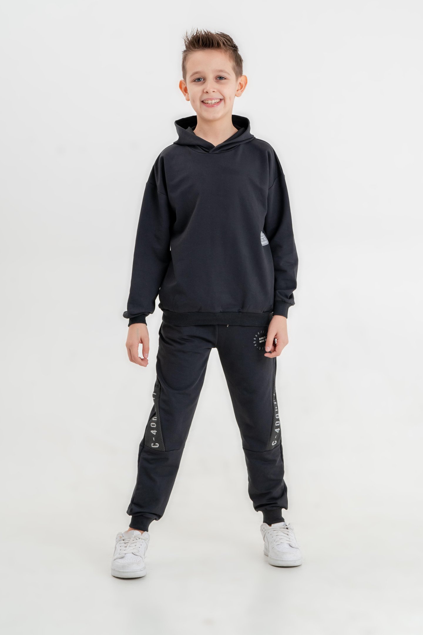 Basic Baskılı Kapüşonlu Erkek Çocuk Eşofman Takımı