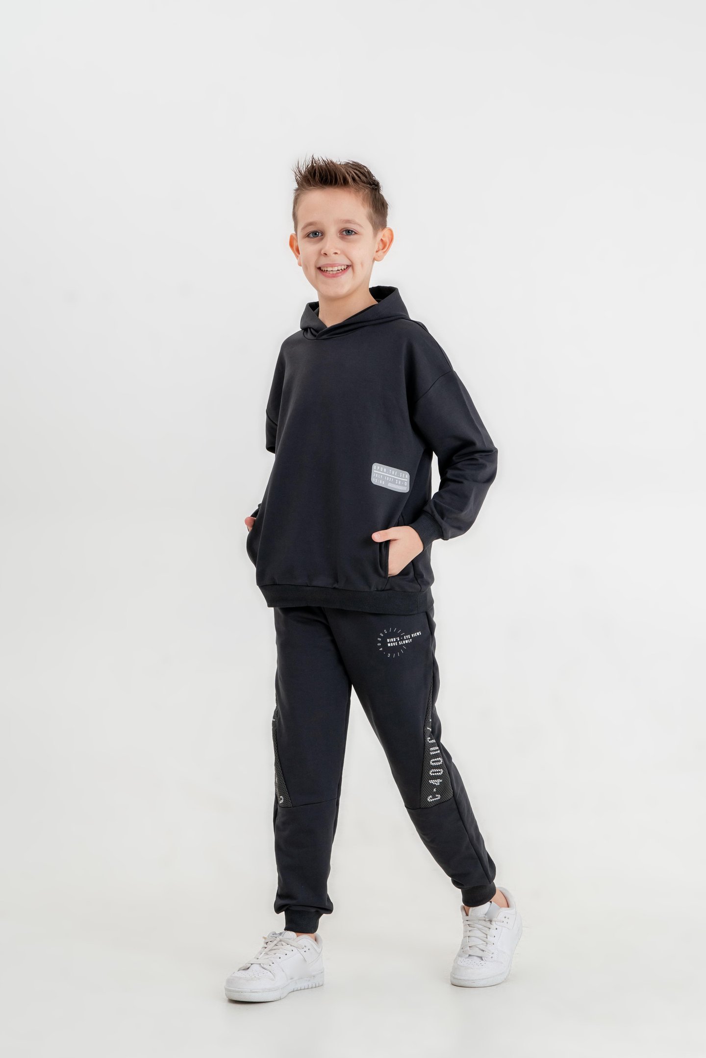 Basic Baskılı Kapüşonlu Erkek Çocuk Eşofman Takımı