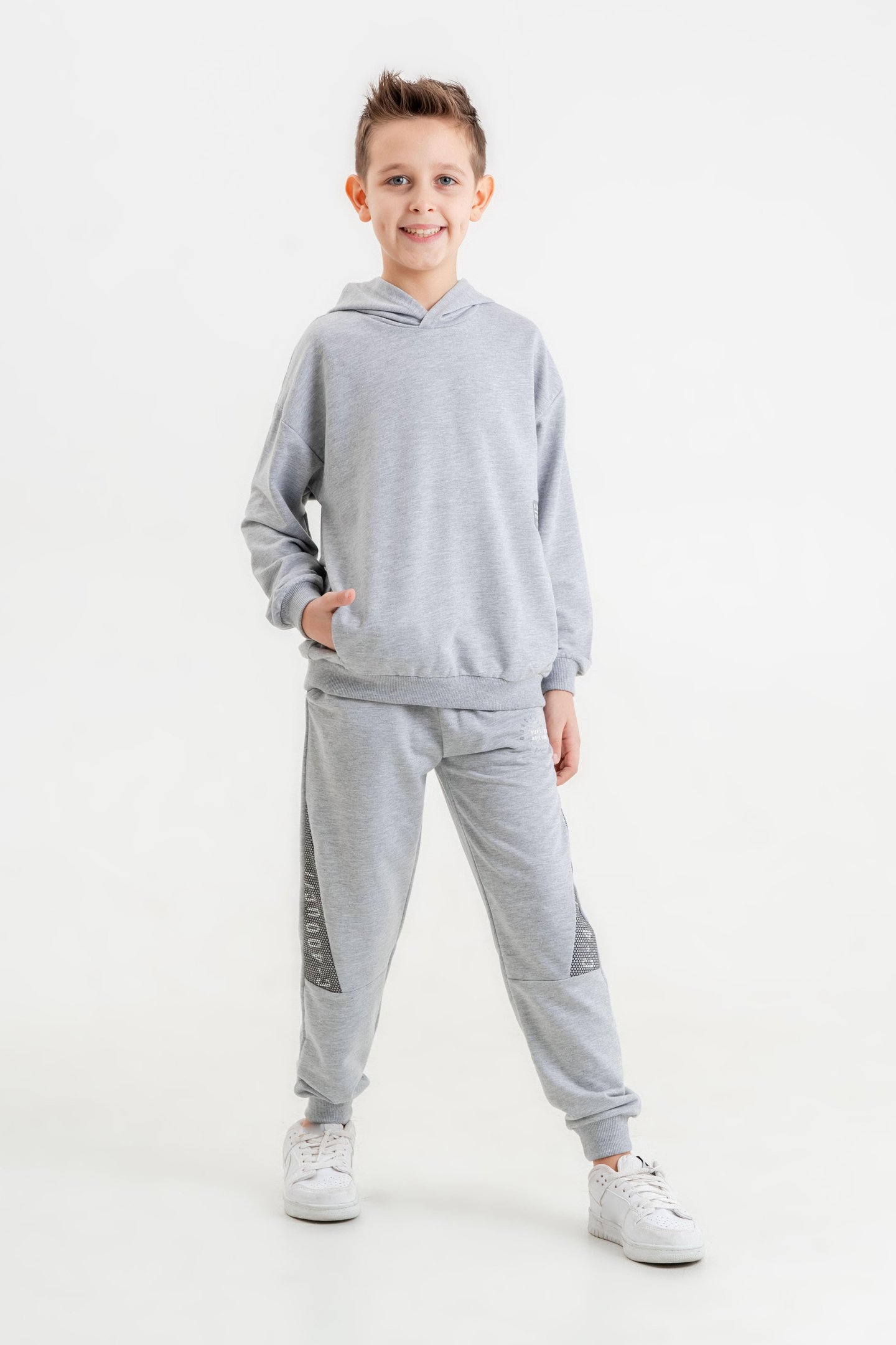 Basic Baskılı Kapüşonlu Erkek Çocuk Eşofman Takımı