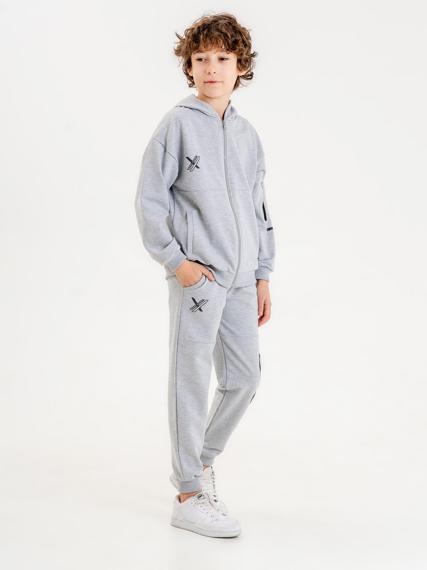 Best Team Baskılı Kapüşonlu Kol Bacak Fermuar Detaylı Alt Üst Erkek Çocuk Eşofman Takımı