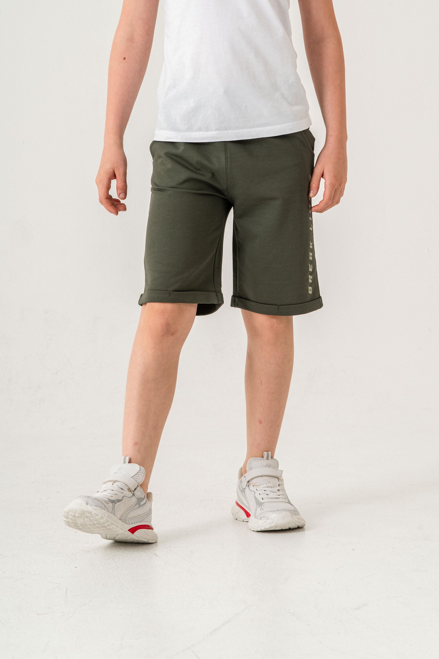 Break Limits Baskılı Arka Cepli Erkek Çocuk Şort