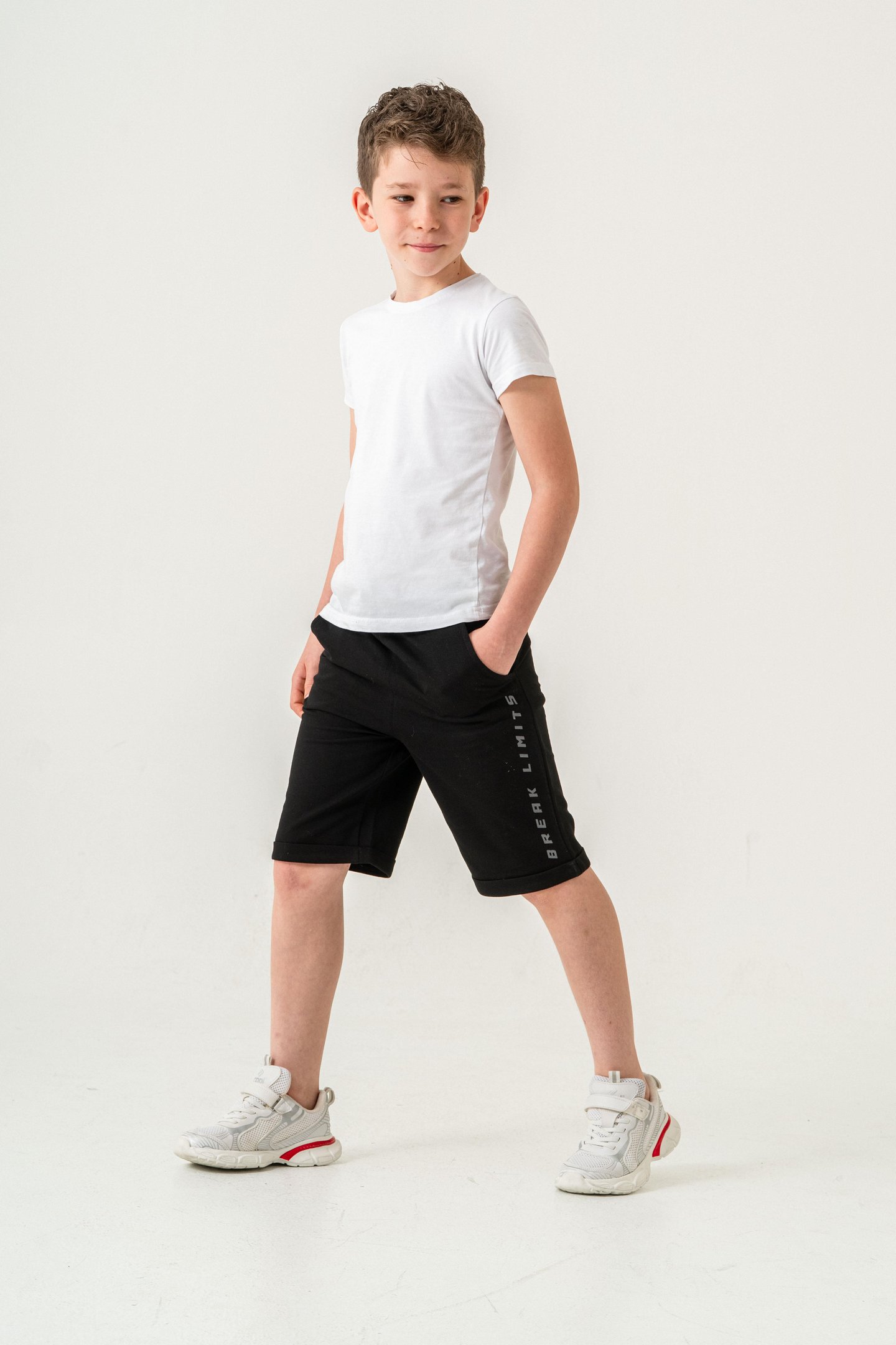 Break Limits Baskılı Arka Cepli Erkek Çocuk Şort