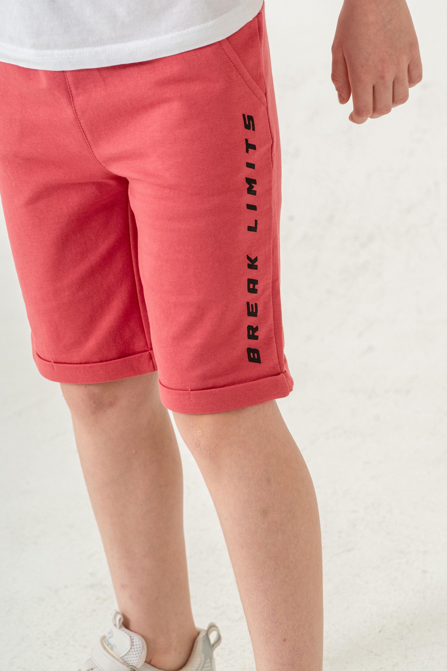 Break Limits Baskılı Arka Cepli Erkek Çocuk Şort