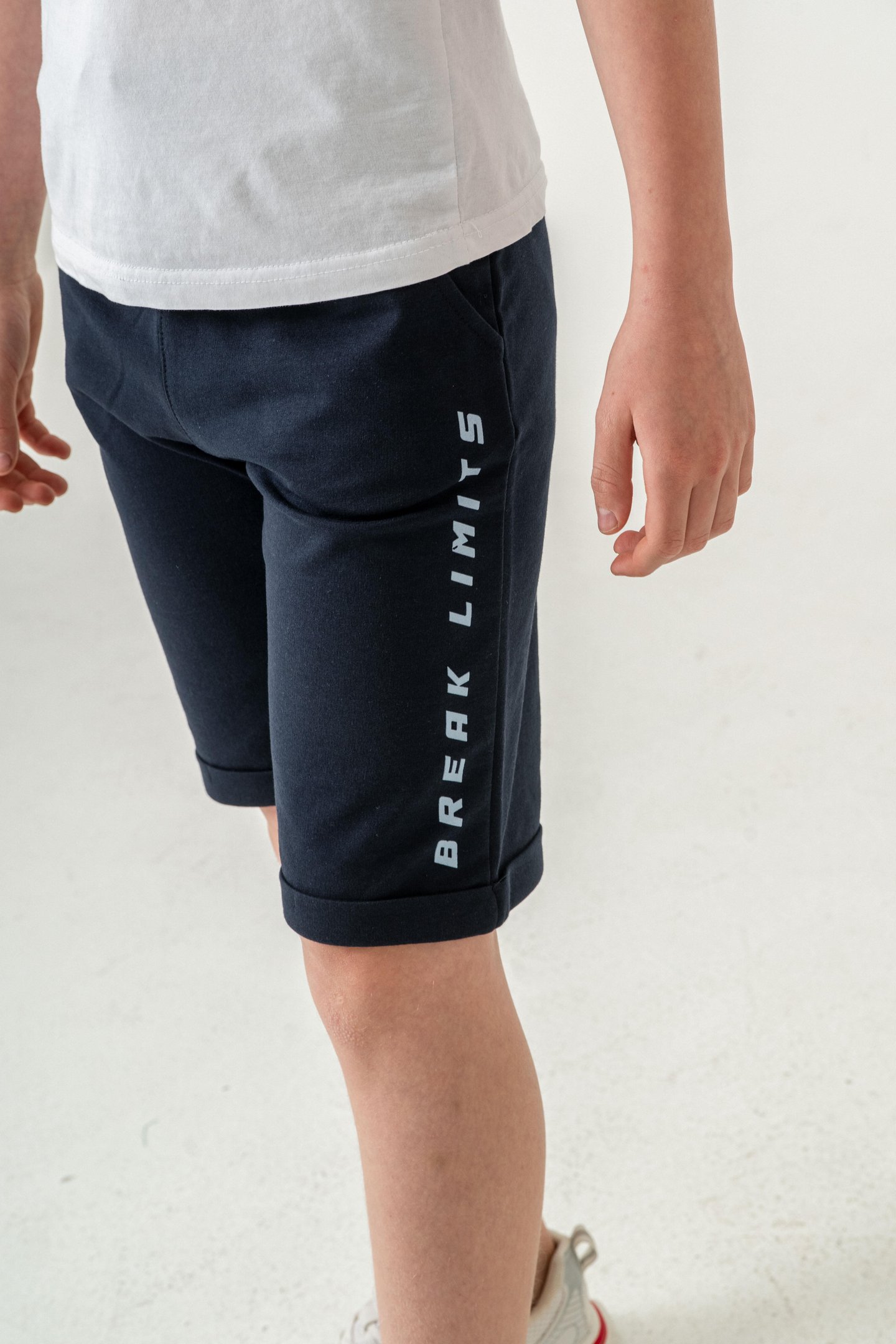 Break Limits Baskılı Arka Cepli Erkek Çocuk Şort