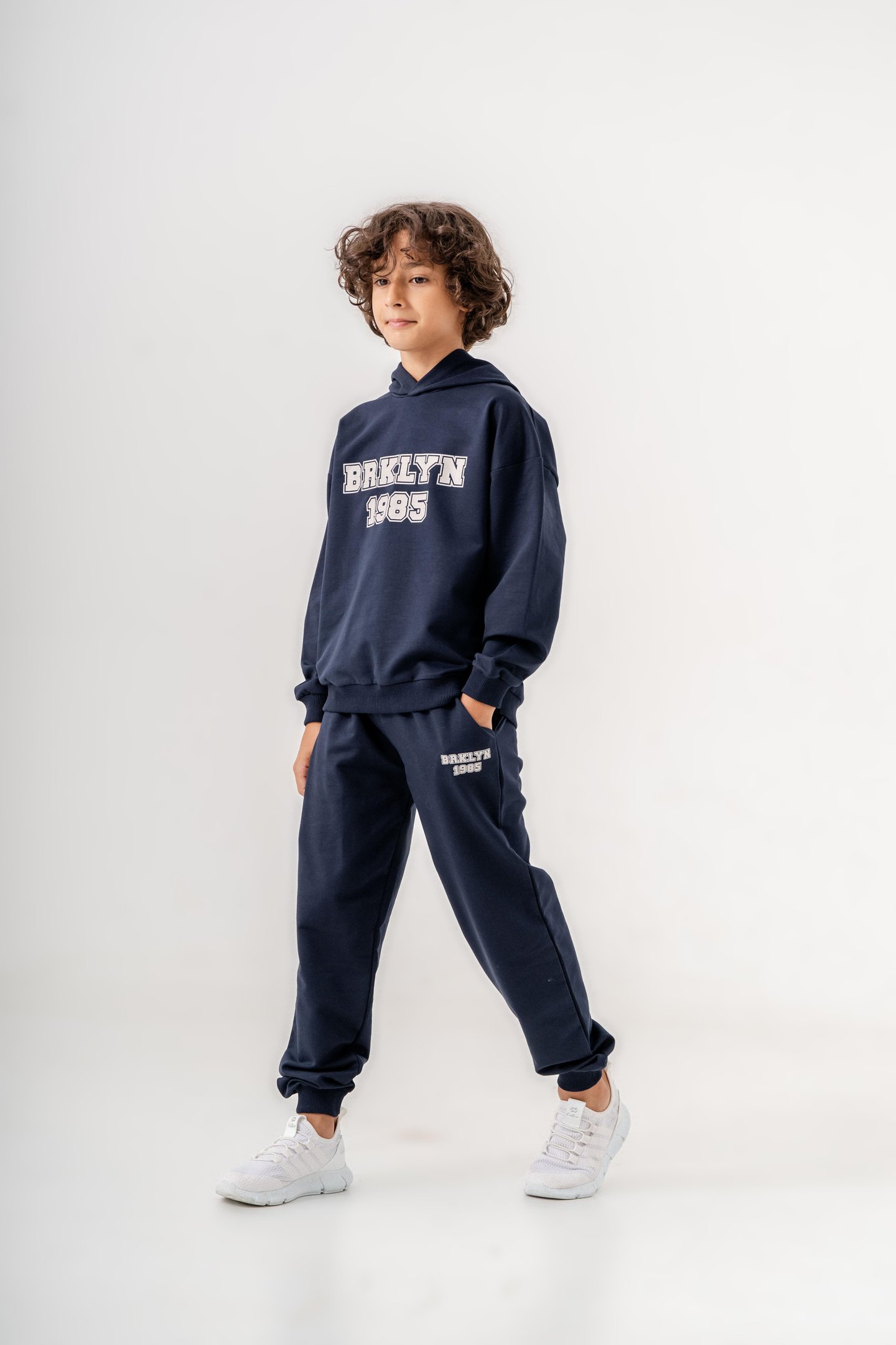 Brklyn 1985 Baskılı Kapüşonlu Erkek Çocuk Alt-Üst Eşofman Takımı