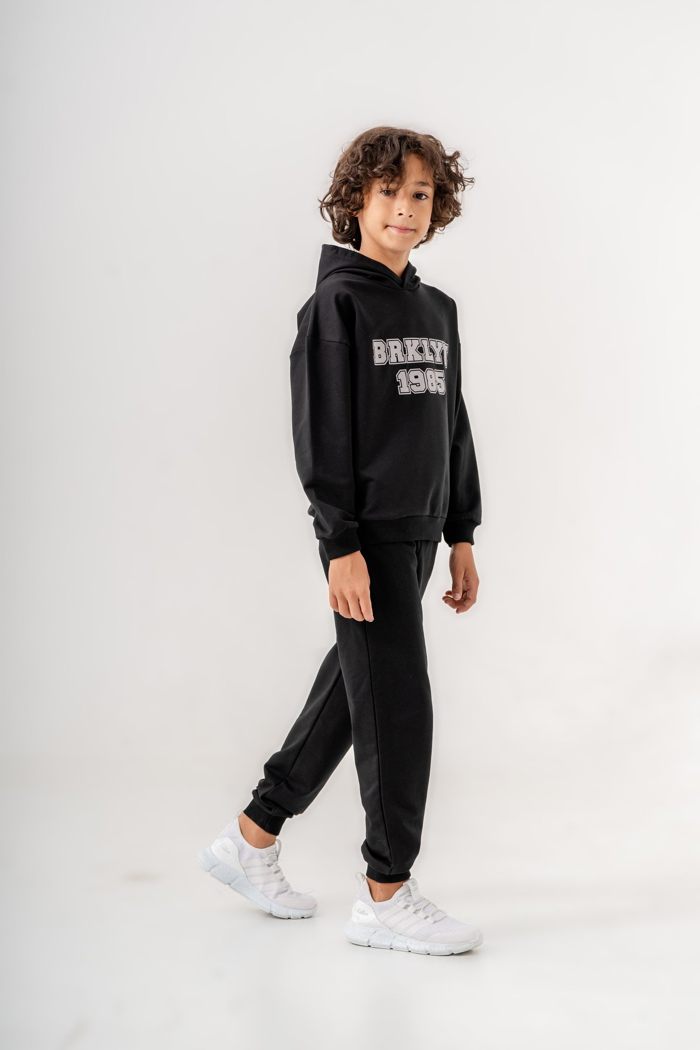 Brklyn 1985 Baskılı Kapüşonlu Erkek Çocuk Alt-Üst Eşofman Takımı