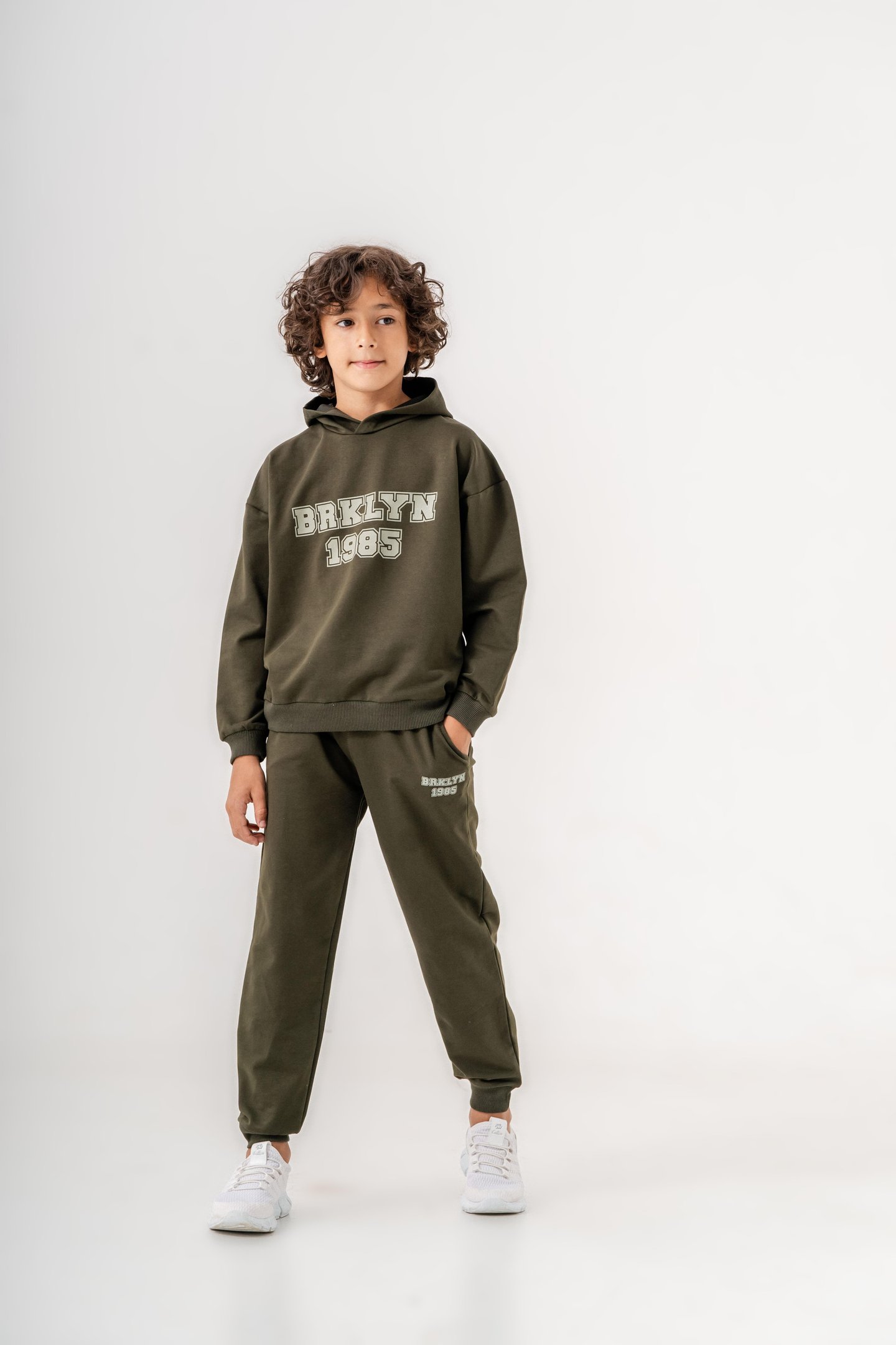 Brklyn 1985 Baskılı Kapüşonlu Erkek Çocuk Alt-Üst Eşofman Takımı