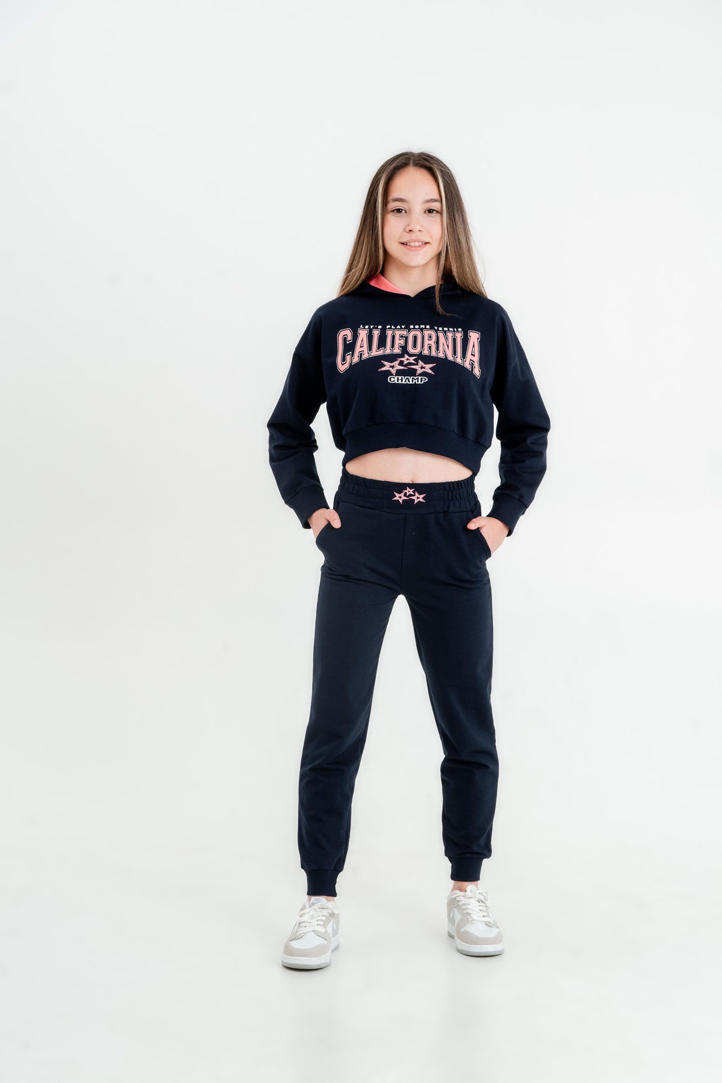 California Baskılı Crop Kapüşonlu Kız Çocuk Alt Üst Eşofman Takımı